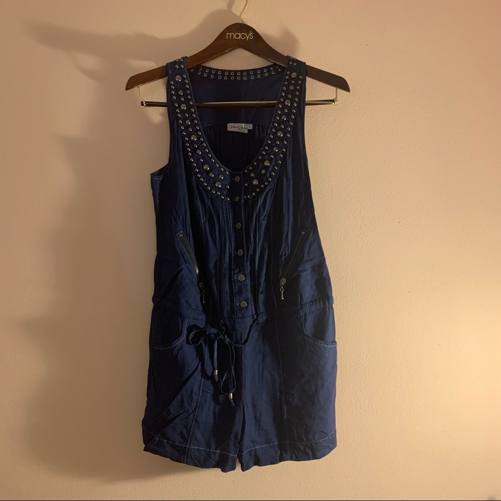 Dark blue stylish romper.